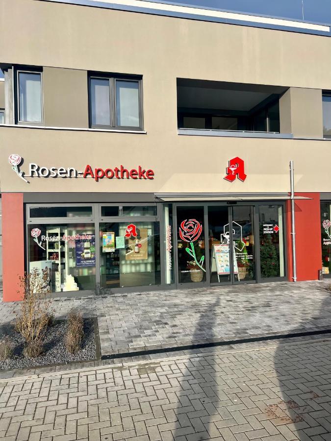 Traumhafte Kurstadt Apartment Moderne 2Zkb Balkon Pkw Stellplatz Bad Nauheim Luaran gambar