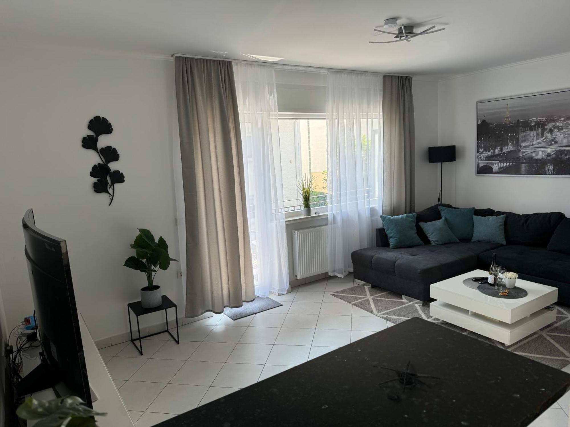 Traumhafte Kurstadt Apartment Moderne 2Zkb Balkon Pkw Stellplatz Bad Nauheim Luaran gambar