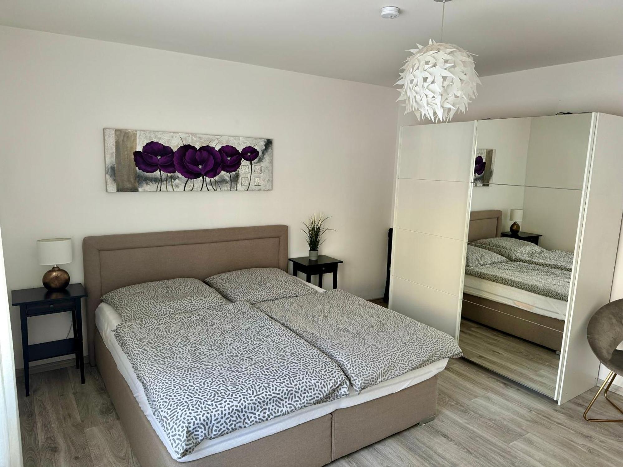 Traumhafte Kurstadt Apartment Moderne 2Zkb Balkon Pkw Stellplatz Bad Nauheim Luaran gambar